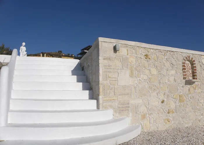 Koumaros Villas