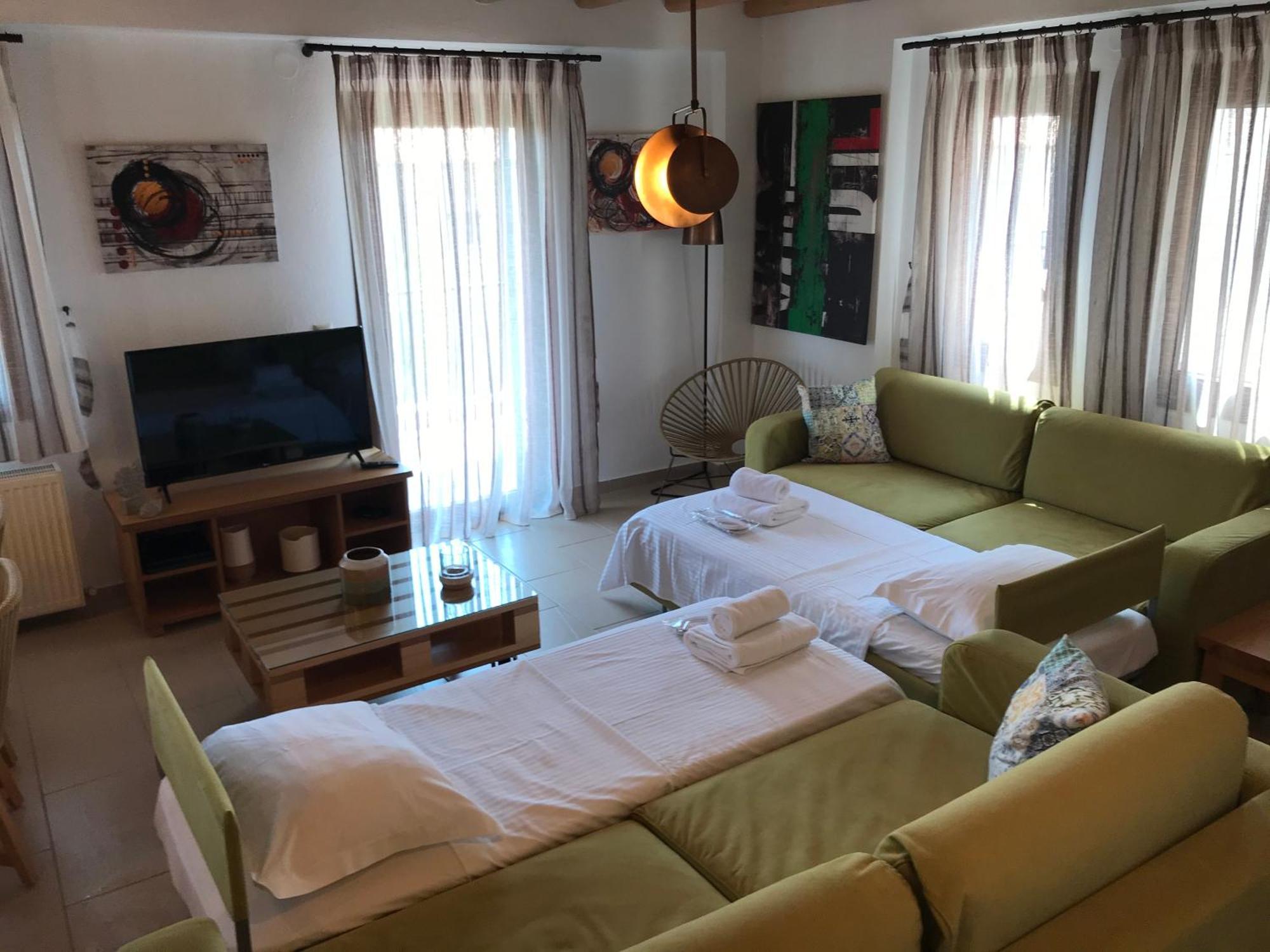 Koumaros Villa *