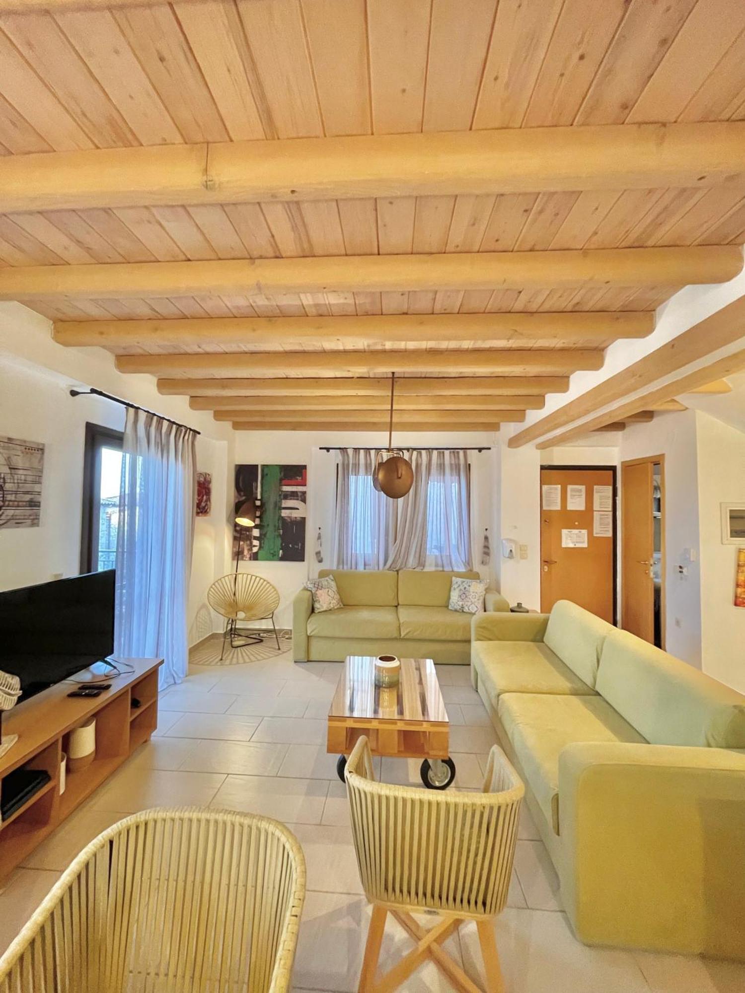 Koumaros Villa