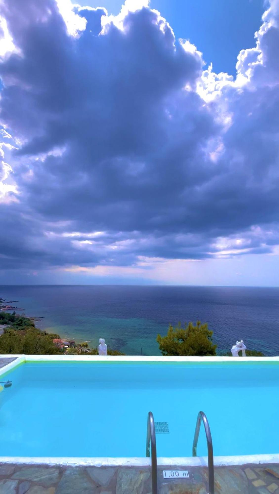 Koumaros Agia Paraskevi (Kassandra)